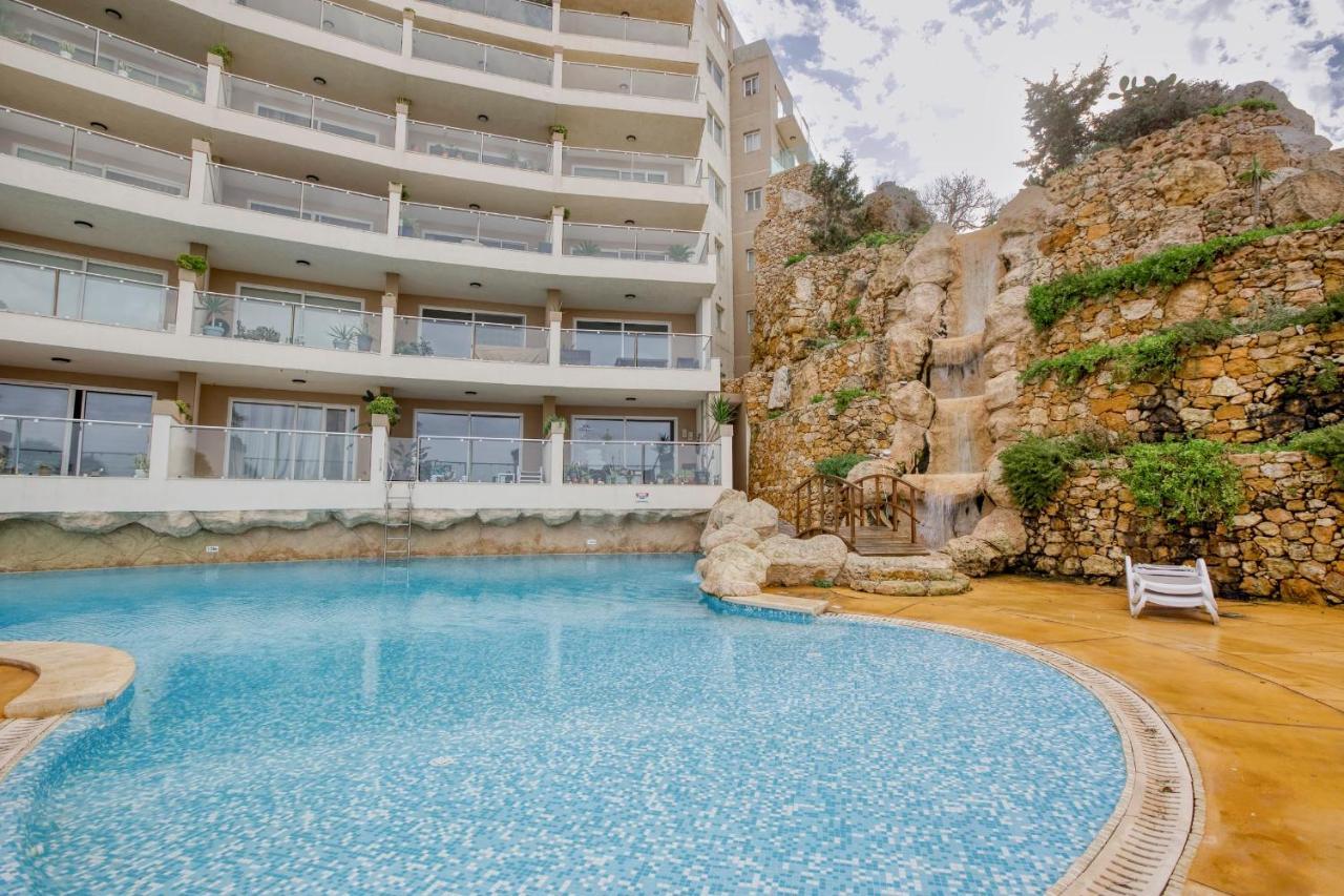 Apartment With Pool-Hosted By Sweetstay Zebbug  Luaran gambar